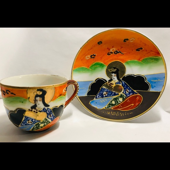 Goddess of Mercy,Gilded Hand Painted Cup & Sauser - Picture 3 of 10